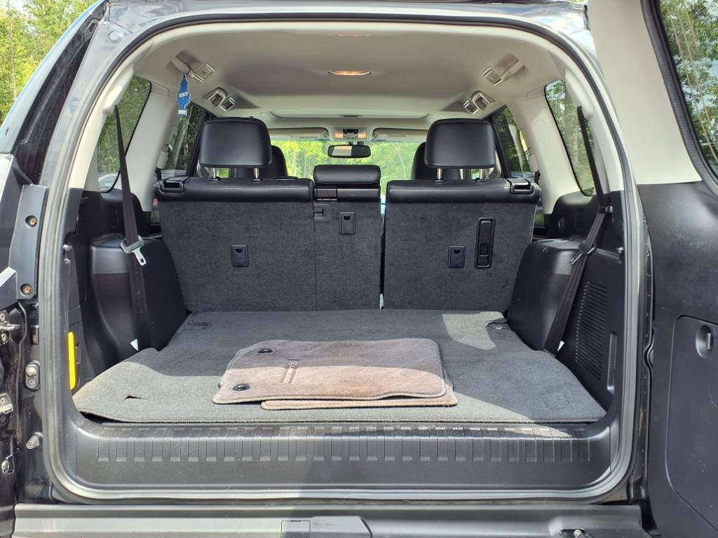 2017 Lexus GX 460 Luxury photo 25