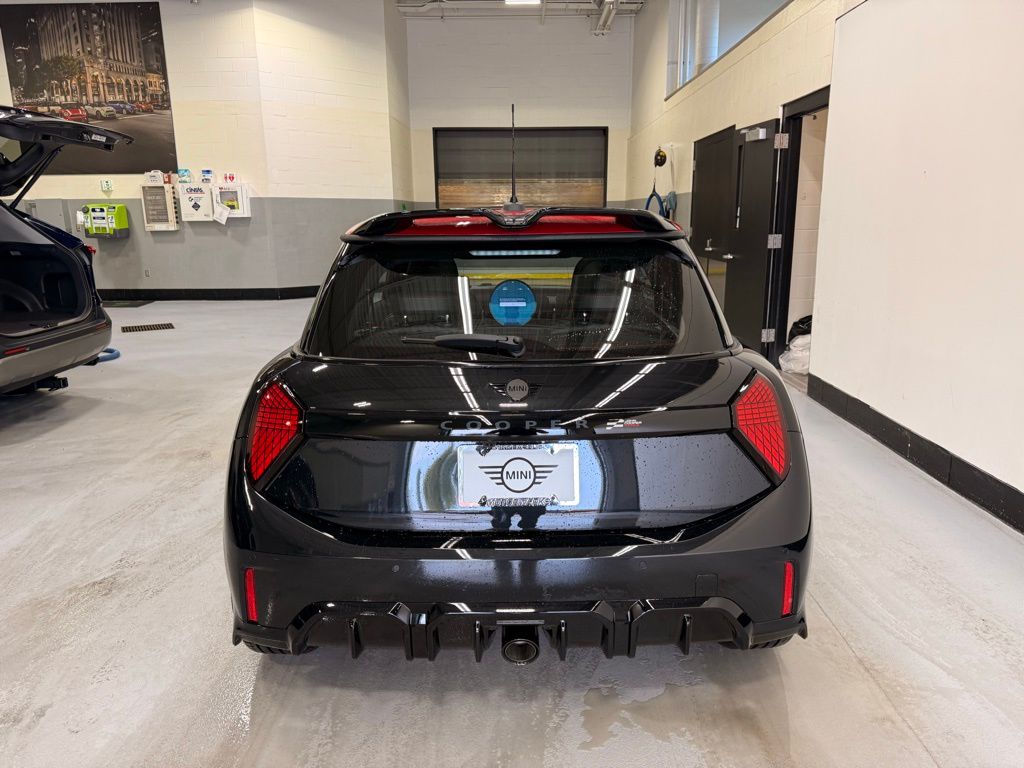 2026 Mini Cooper Hardtop John Cooper Works photo 4