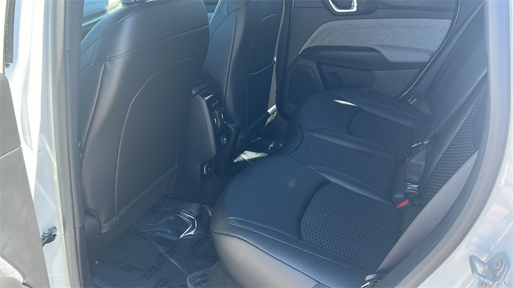 2025 Jeep Compass Latitude photo 33