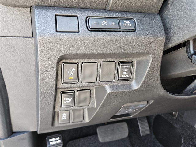 2026 Nissan Frontier S photo 22