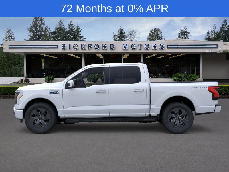 2025 Ford F-150 Lightning Lariat photo 3