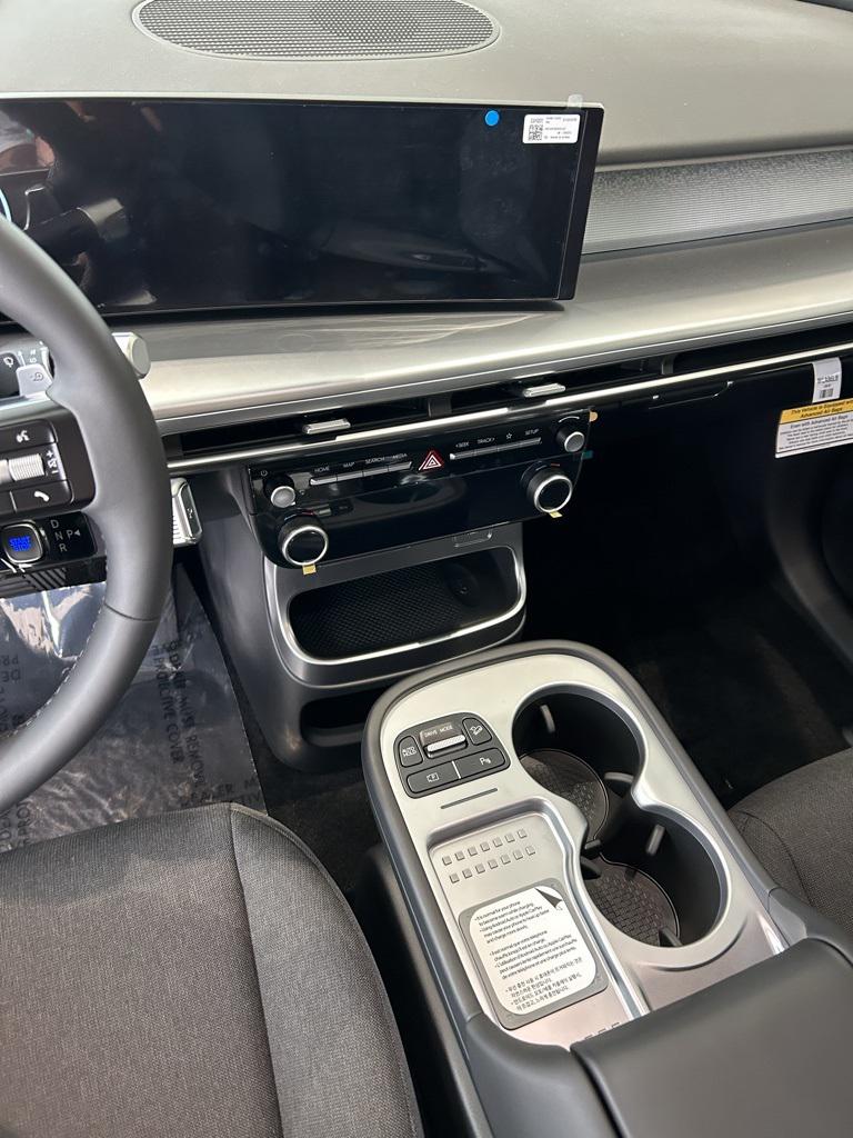 2026 Hyundai Ioniq photo 17