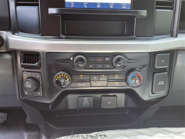 2025 Ford F-250 XL photo 16