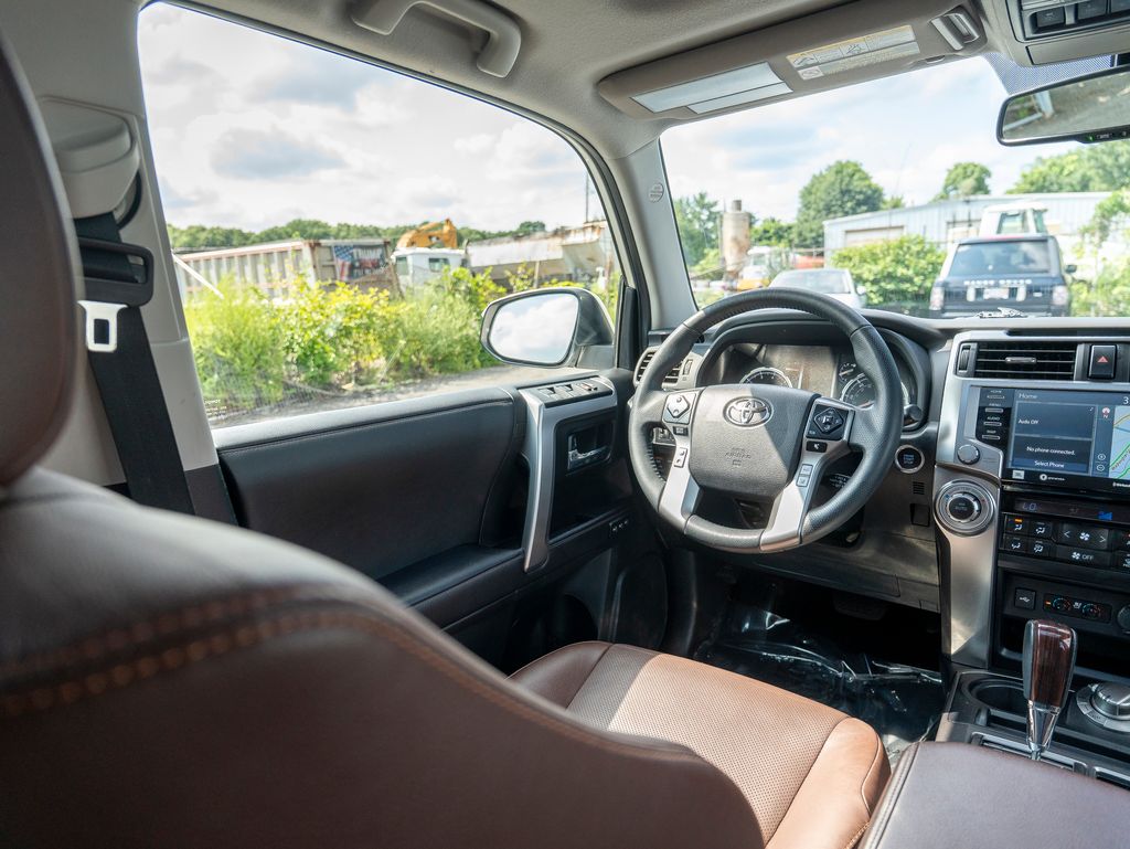 2022 Toyota 4Runner Limited photo 16