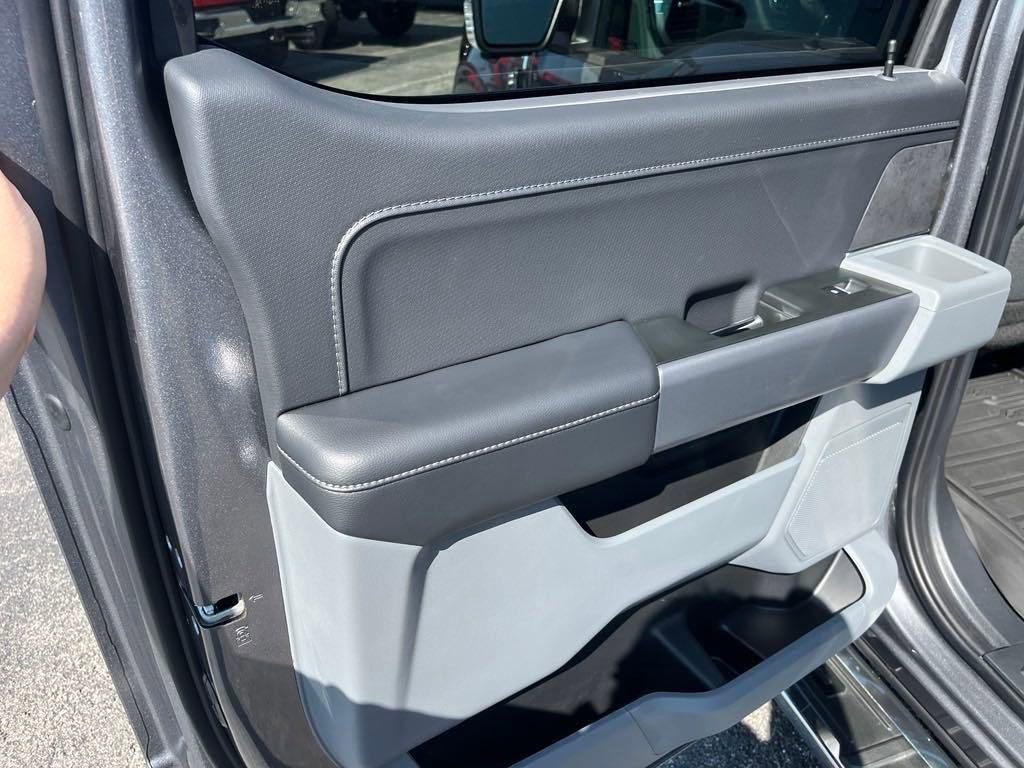 2024 Ford F-150 XLT photo 19