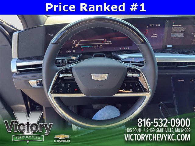 2025 Cadillac Escalade IQ Sport photo 2