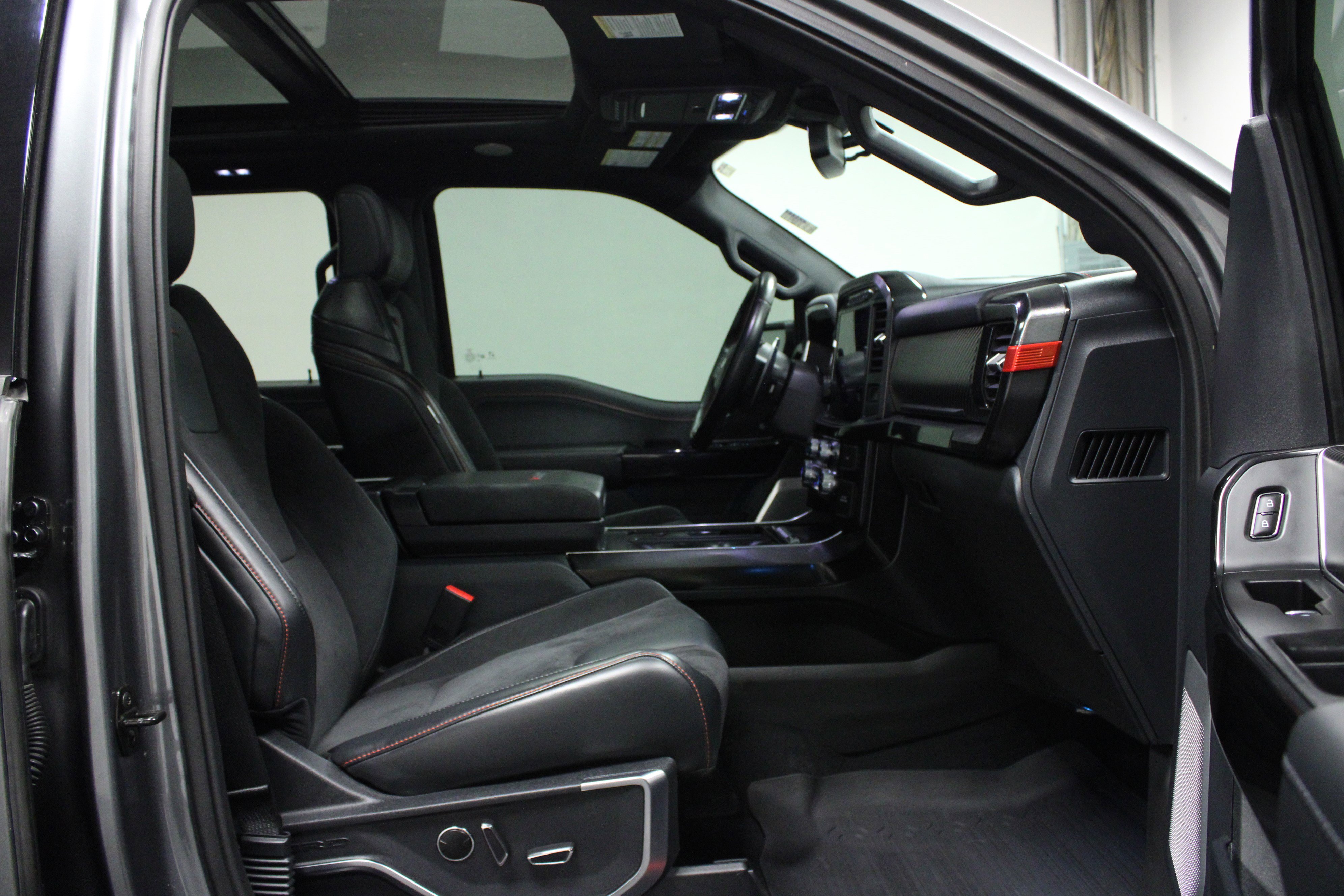 Used 2023 Gray Ford Raptor image 16