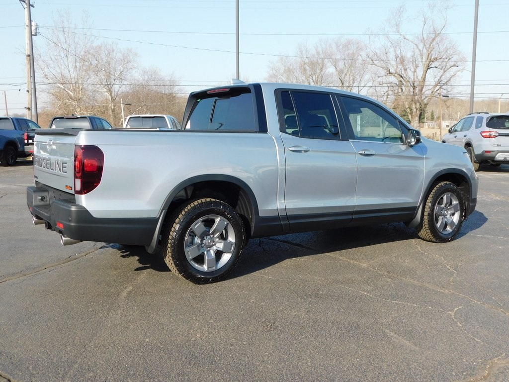 2025 Honda Ridgeline TrailSport photo 3