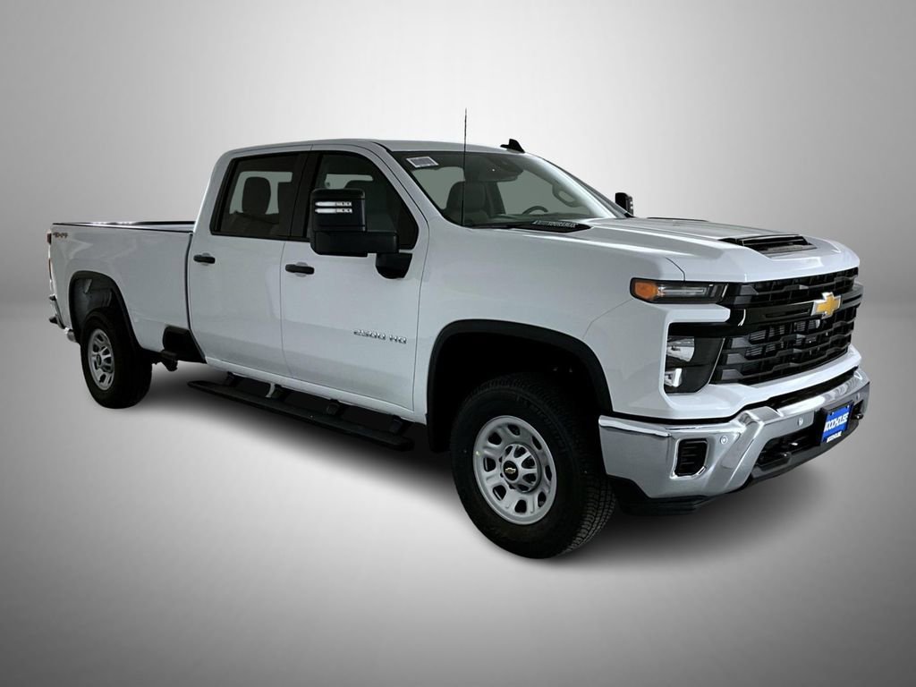 2026 Chevrolet Silverado 2500HD photo 3