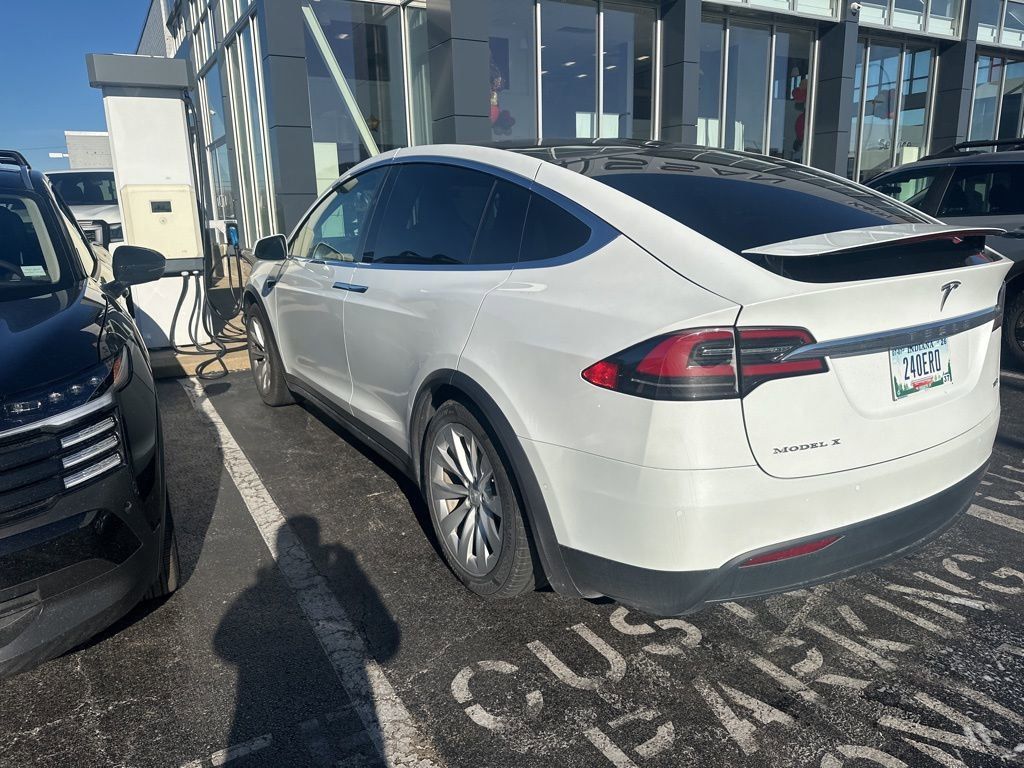 Used 2018 Tesla Model X 75D with VIN 5YJXCDE26JF103174 for sale in Oak Lawn, IL
