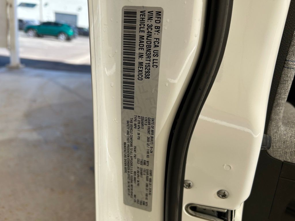 2024 Jeep Compass North Edition Latitude photo 9