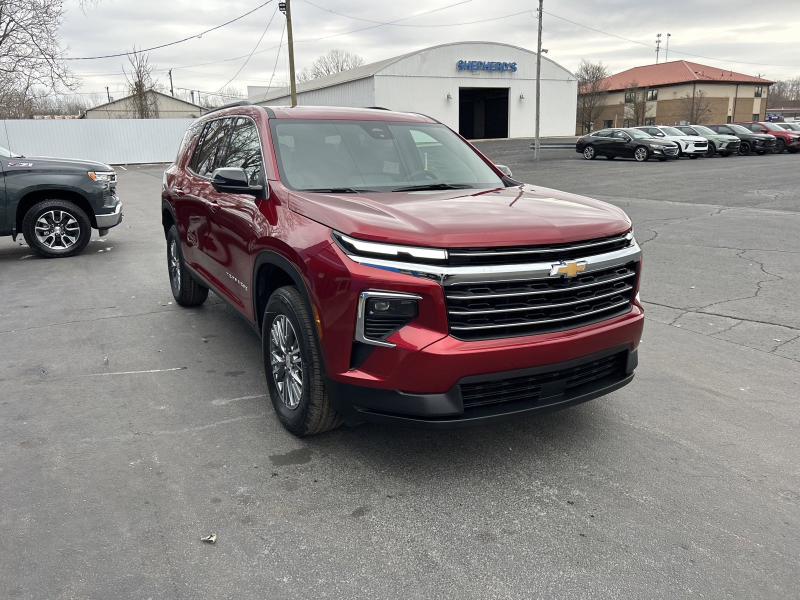 2025 Chevrolet Traverse photo 12