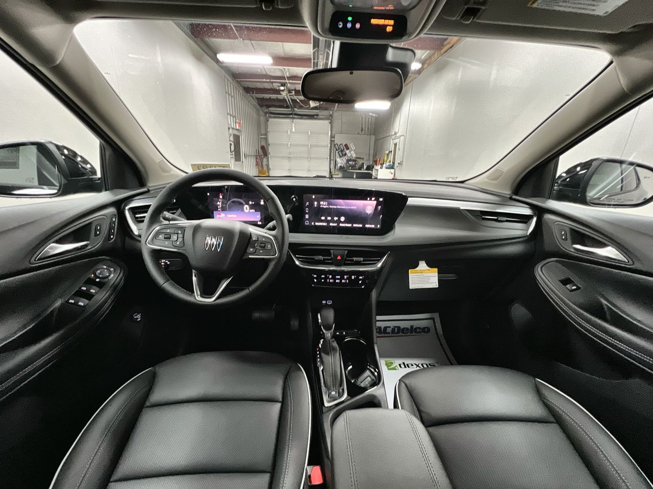 2025 Buick Encore GX Avenir photo 40