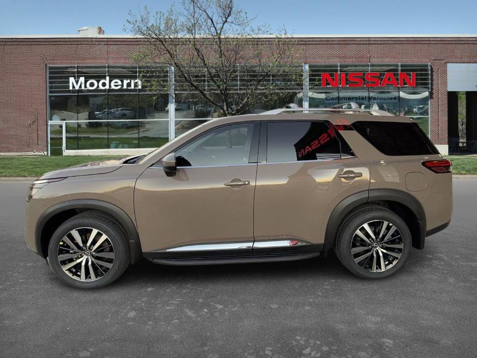 2025 Nissan Pathfinder Platinum photo 5
