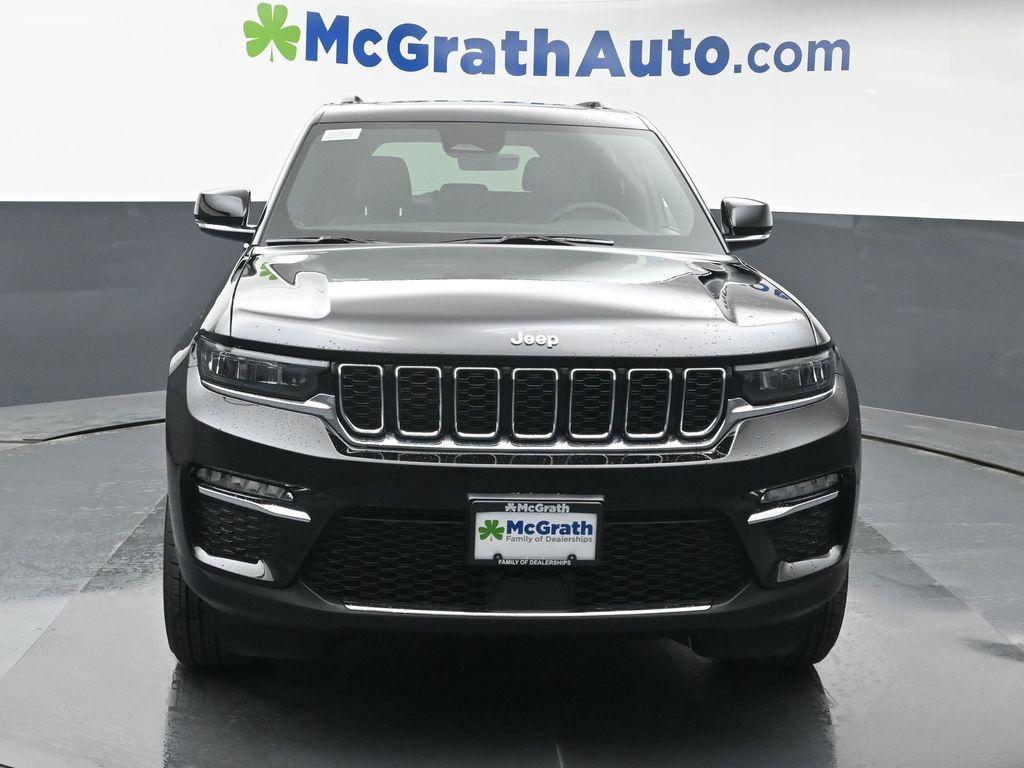 2025 Jeep Grand Cherokee Limited photo 2
