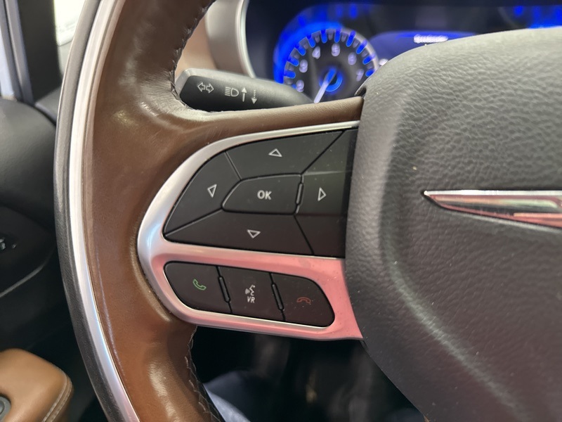2019 Chrysler Pacifica Limited photo 26