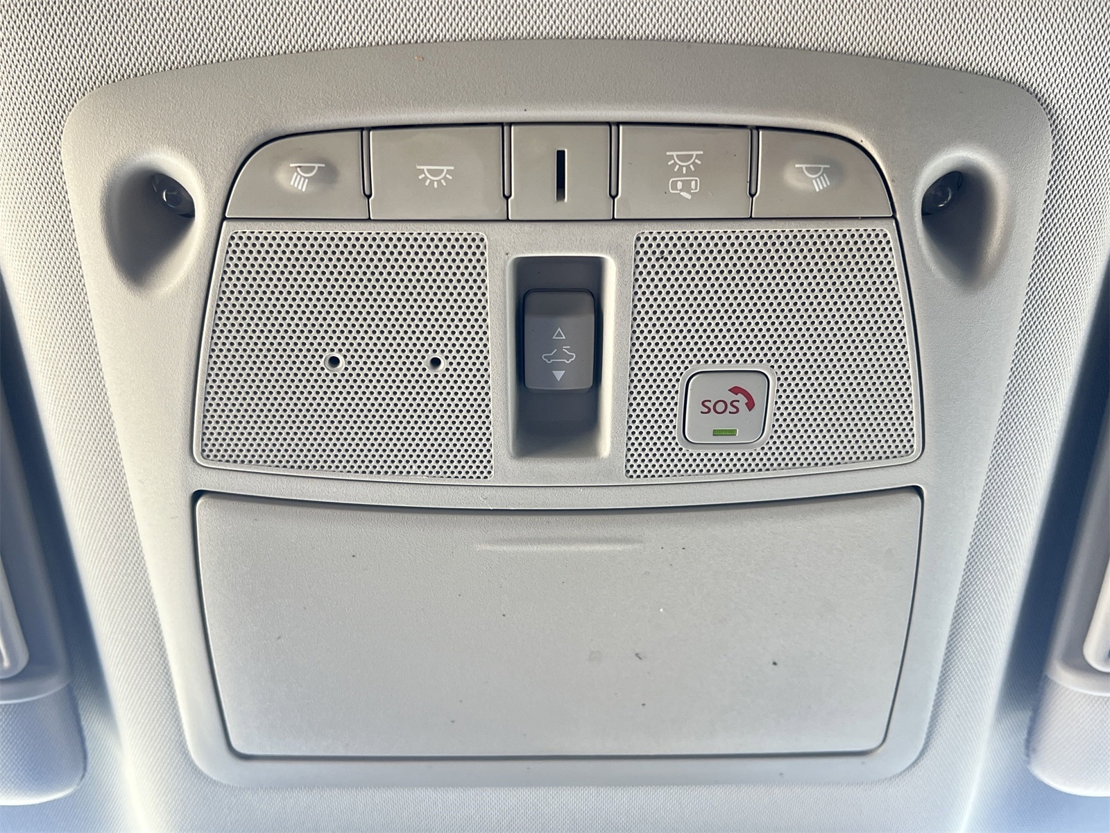 2021 Nissan Armada SL photo 17