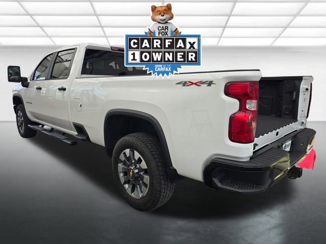 2023 Chevrolet Silverado 2500HD Custom photo 3