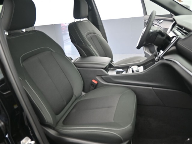 2025 Jeep Grand Cherokee L photo 20