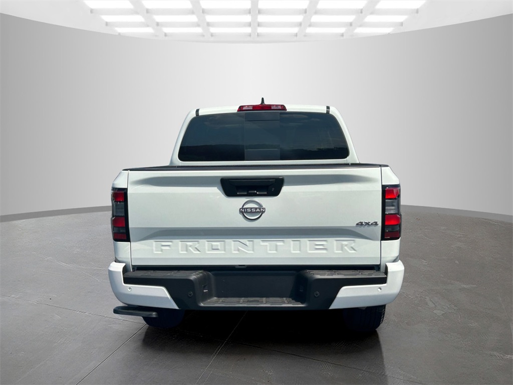 2025 Nissan Frontier Crew Cab SV photo 4