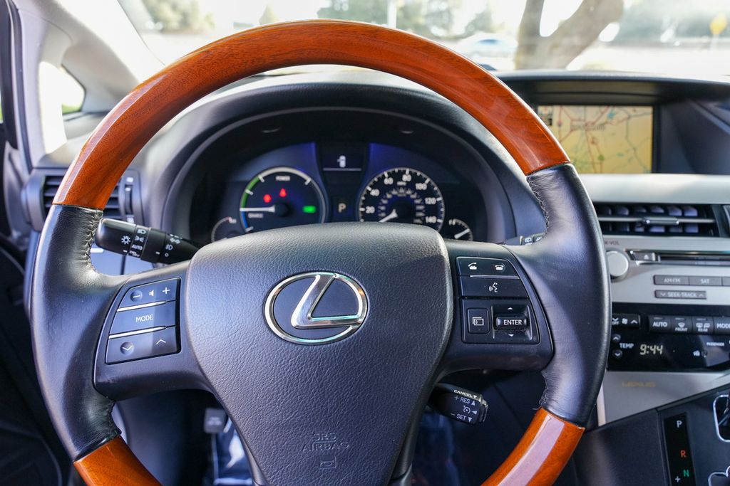 2010 Lexus RX 450h photo 16