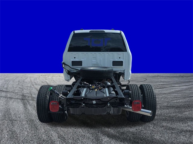 2026 Ford F-350 photo 4