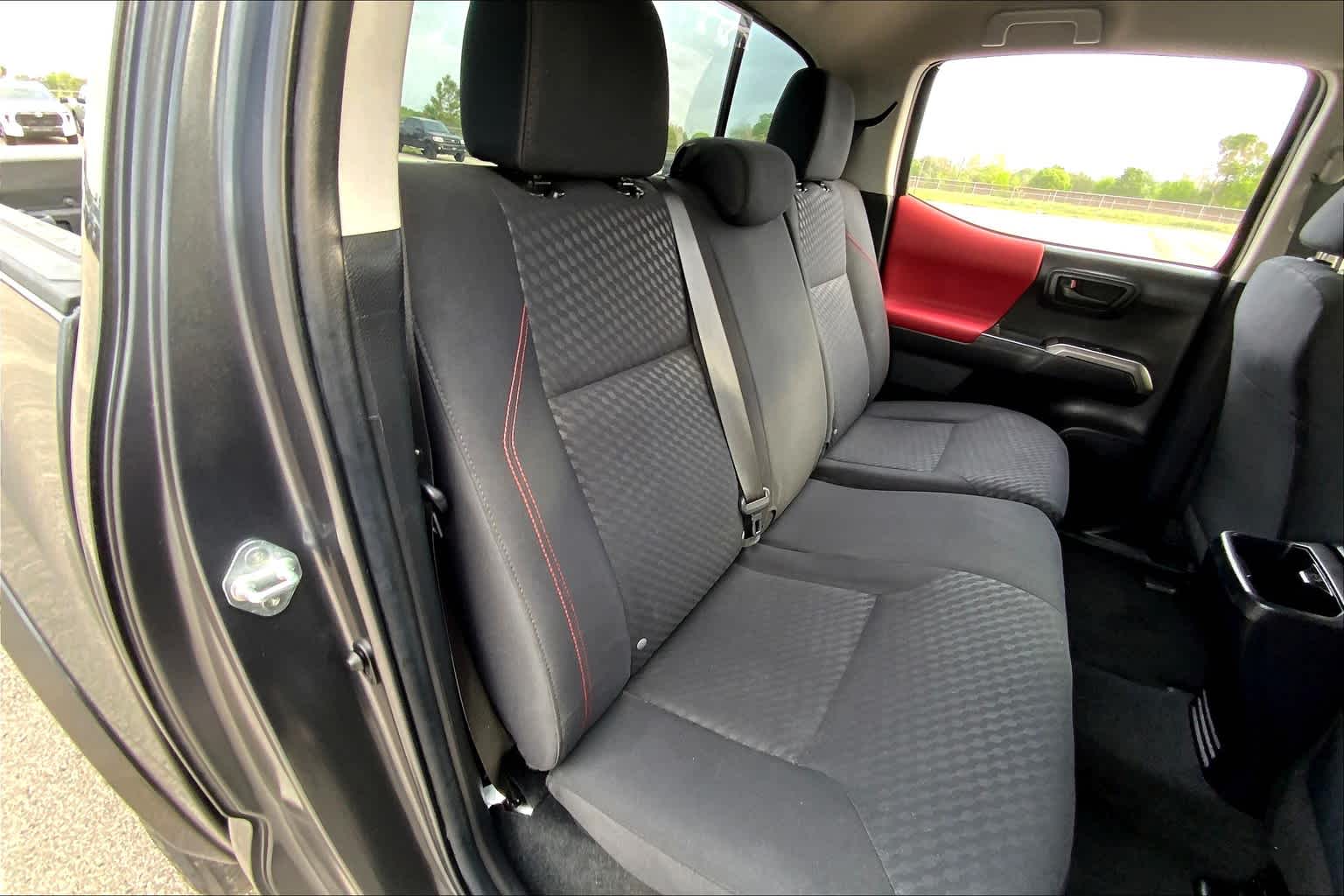 2023 Toyota Tacoma SR5 photo 35