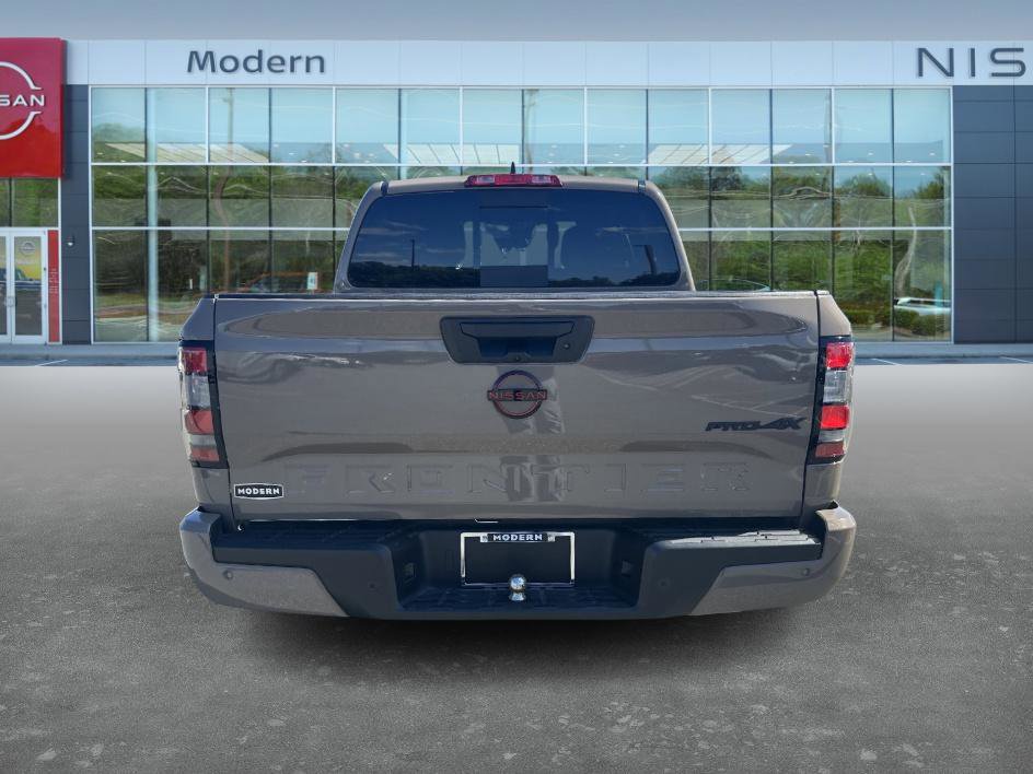 2024 Nissan Frontier PRO-4X photo 6