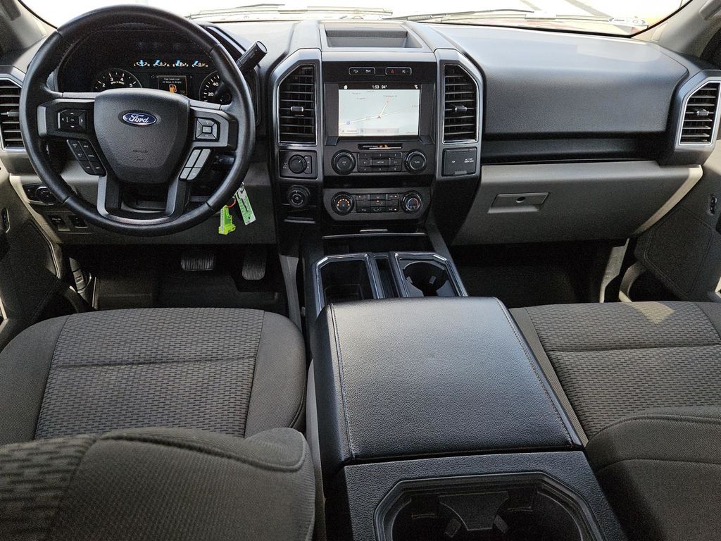 2019 Ford F-150 XLT photo 6
