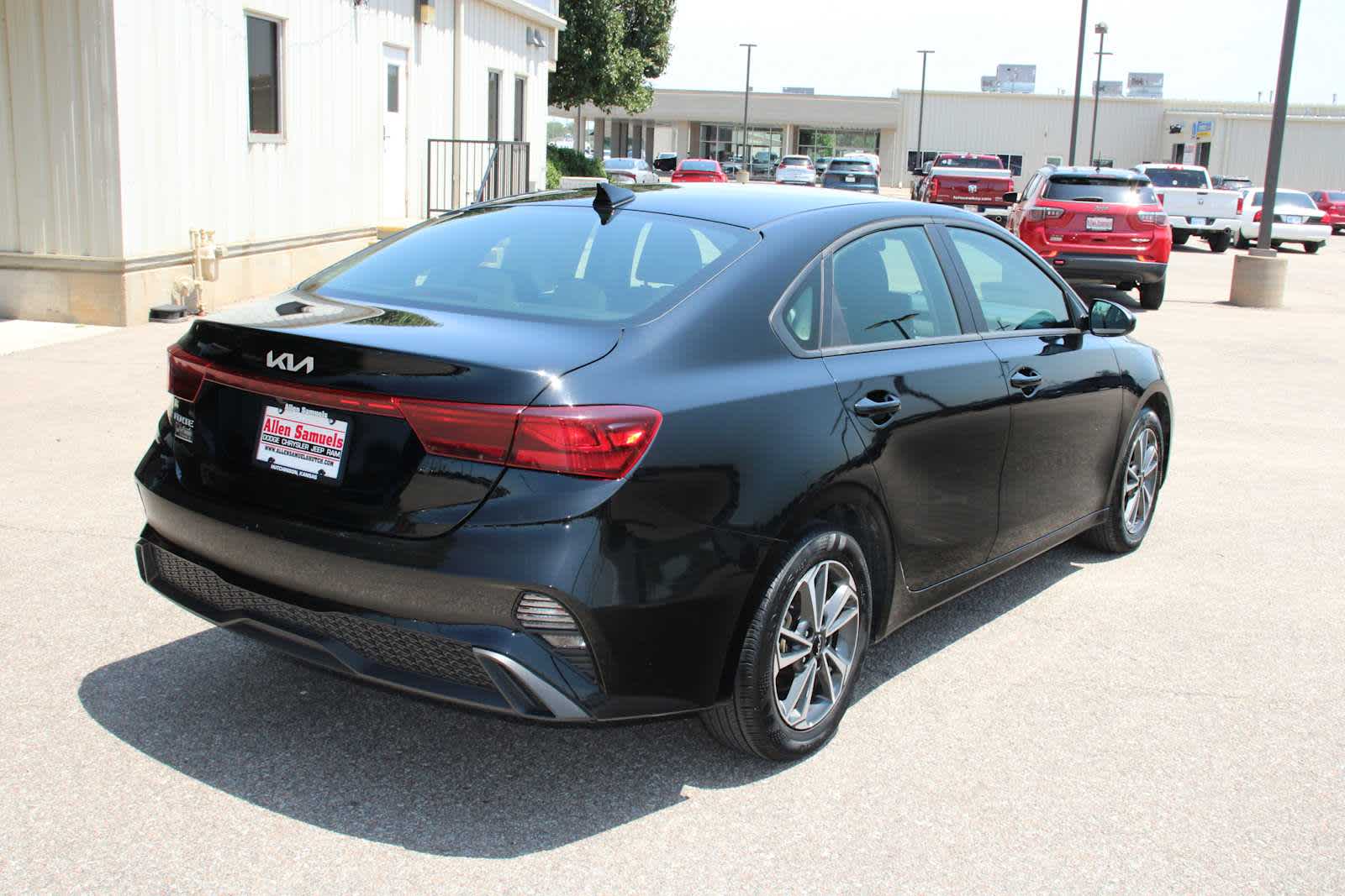 2024 Kia Forte LXS photo 9