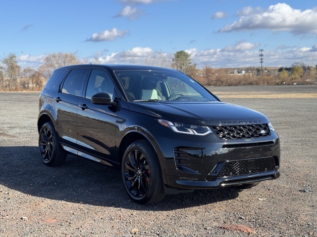 2025 Land Rover Discovery Sport Dynamic SE photo 4