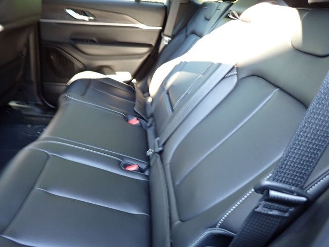 2025 Jeep Grand Cherokee Limited photo 10