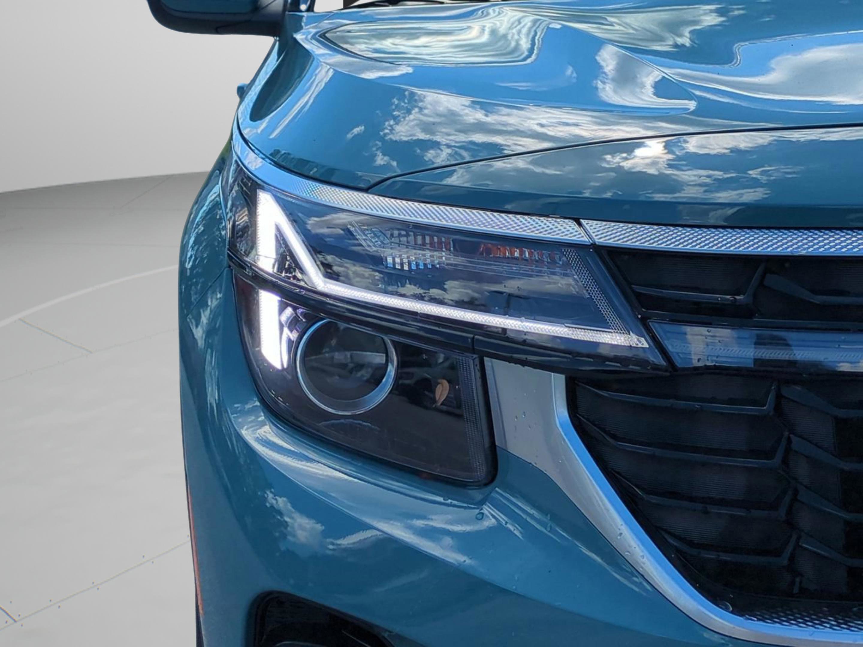 2026 Kia Seltos EX photo 15