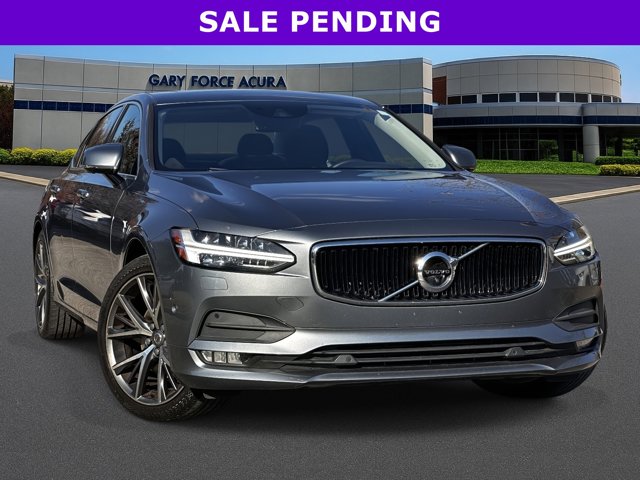 2018 Volvo S90 Momentum's photo