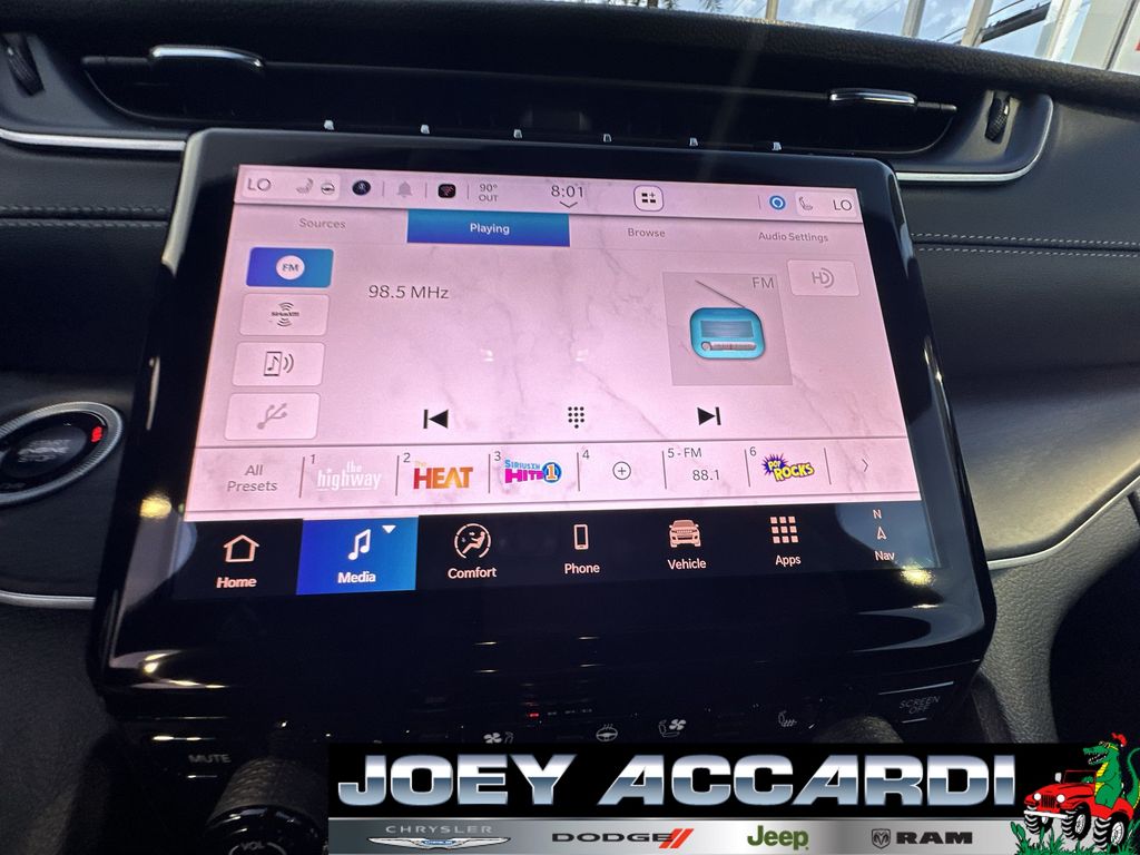 2025 Jeep Grand Cherokee Limited photo 16