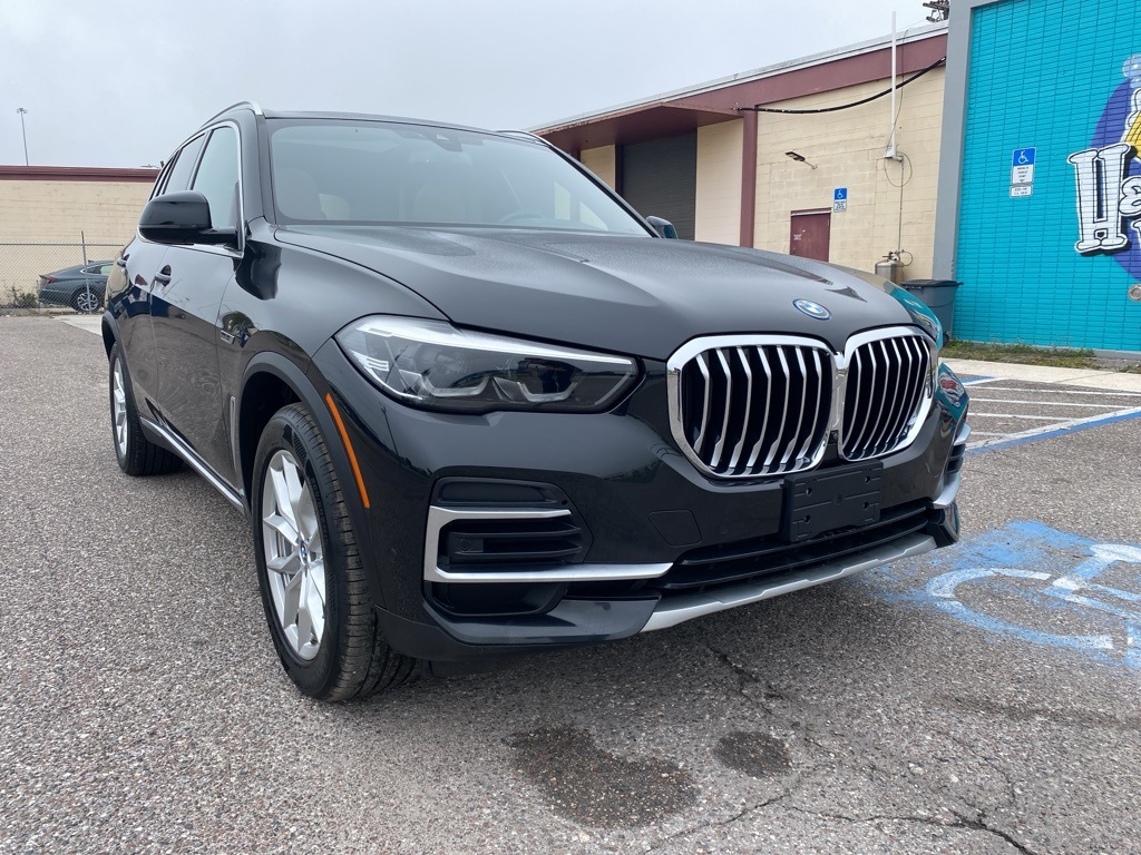 2023 BMW X5 xDrive45's photo