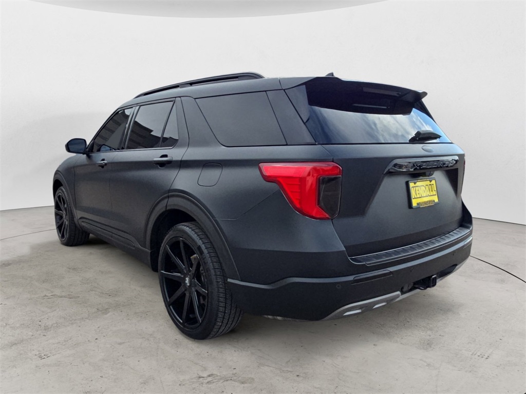 2020 Ford Explorer XLT photo 2
