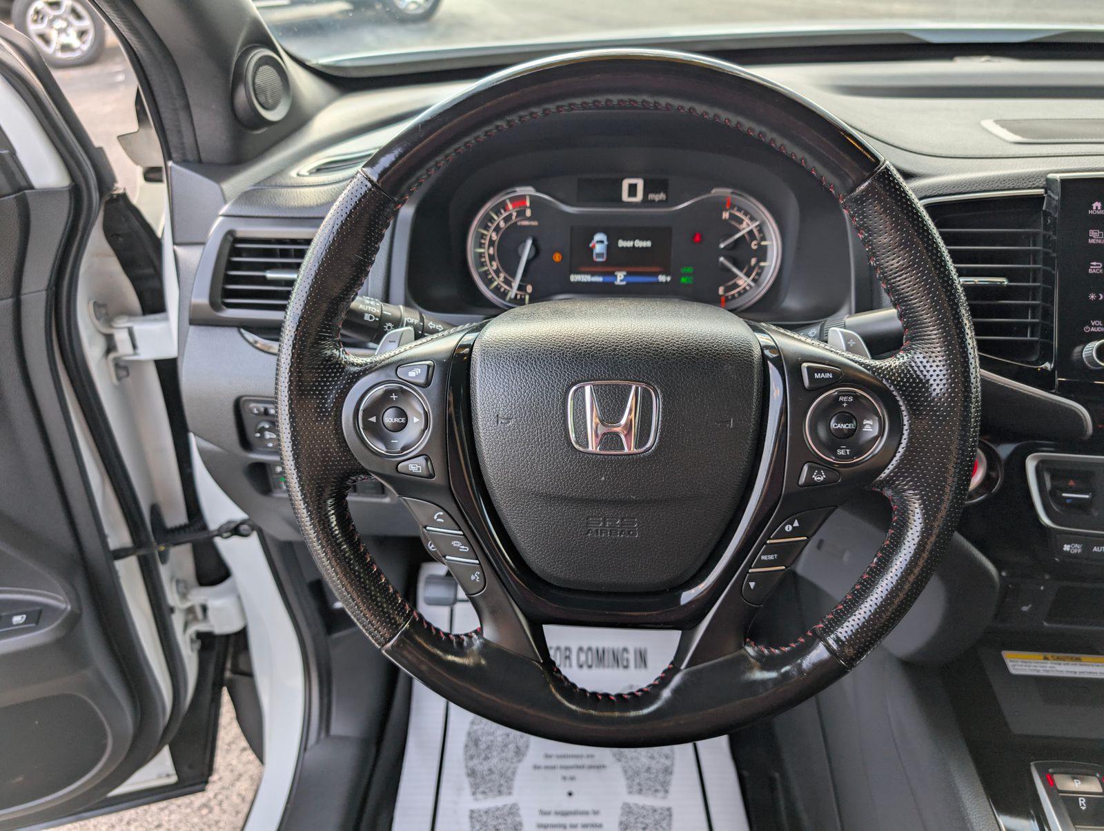 2022 Honda Ridgeline Black Edition photo 17