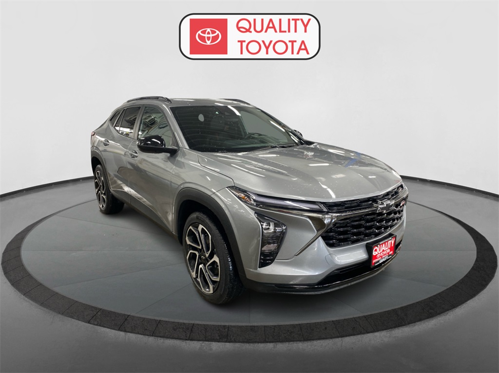 Used 2025 Chevrolet Trax RS with VIN KL77LJEP1SC032116 for sale in Fergus Falls, Minnesota