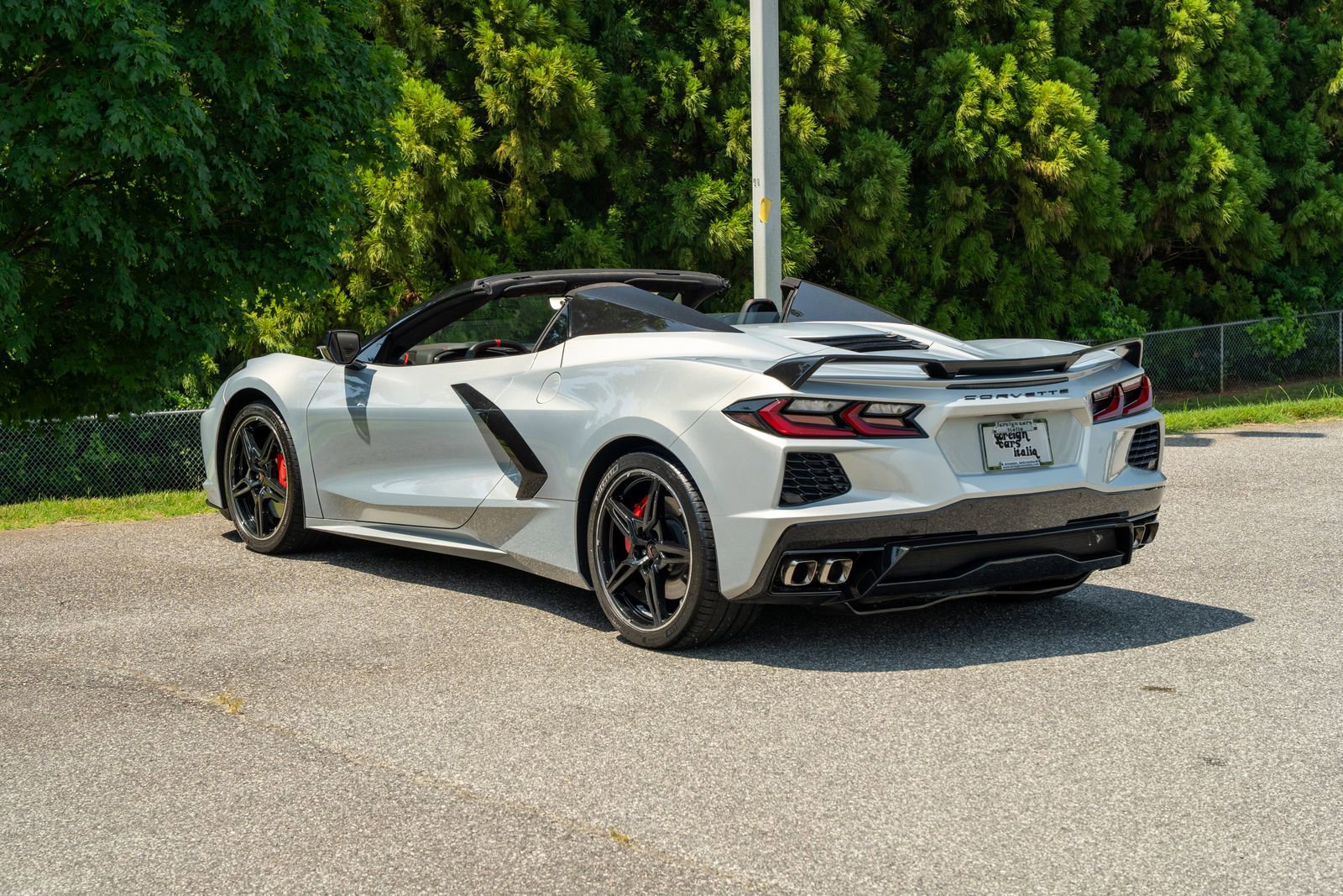2021 Chevrolet Corvette 3LT photo 2