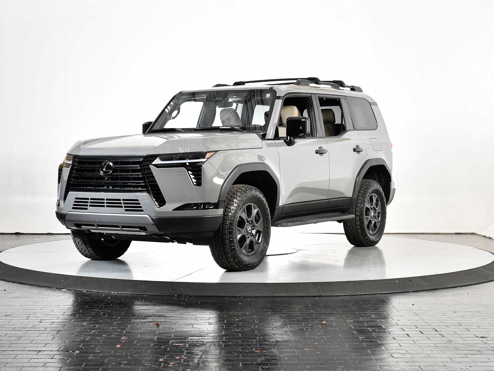 2025 Lexus GX Overtrail's photo