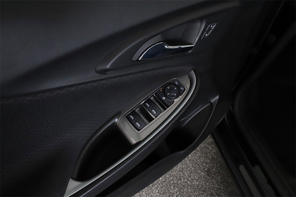 2023 Chevrolet Malibu 1LT photo 17