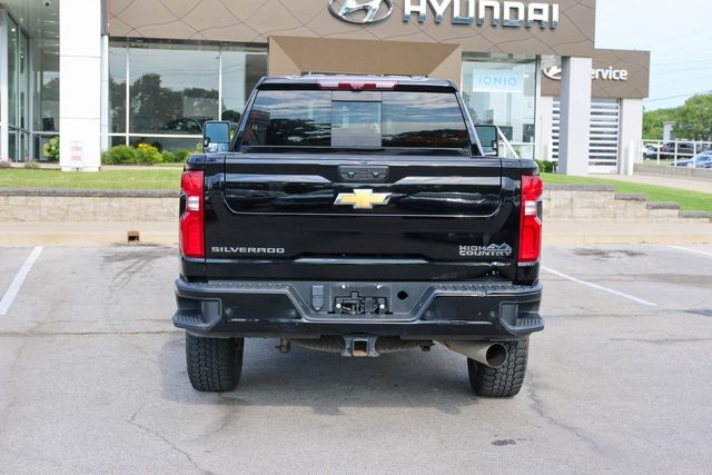 Used 2023 Black Chevrolet High Country image 4