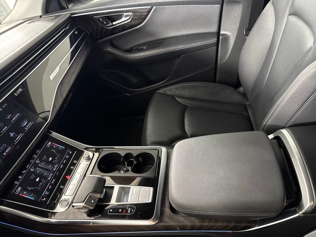 2023 Audi Q8 55 Prestige photo 16