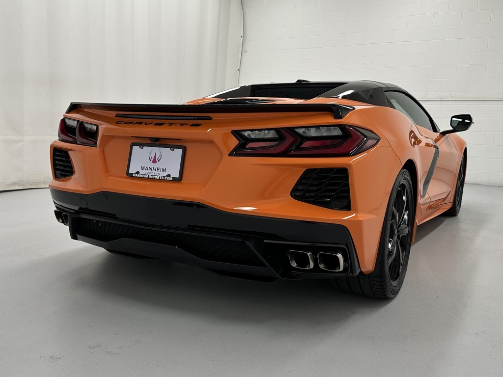 2022 Chevrolet Corvette 2LT photo 11