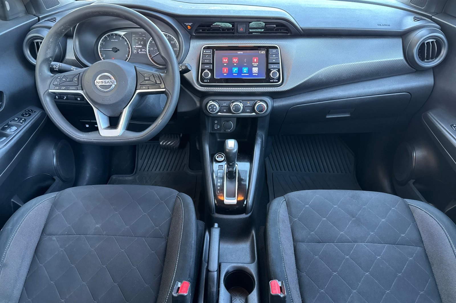 2020 Nissan Kicks S photo 13