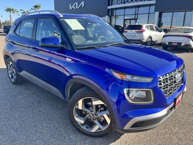 2024 Hyundai Venue SEL's photo