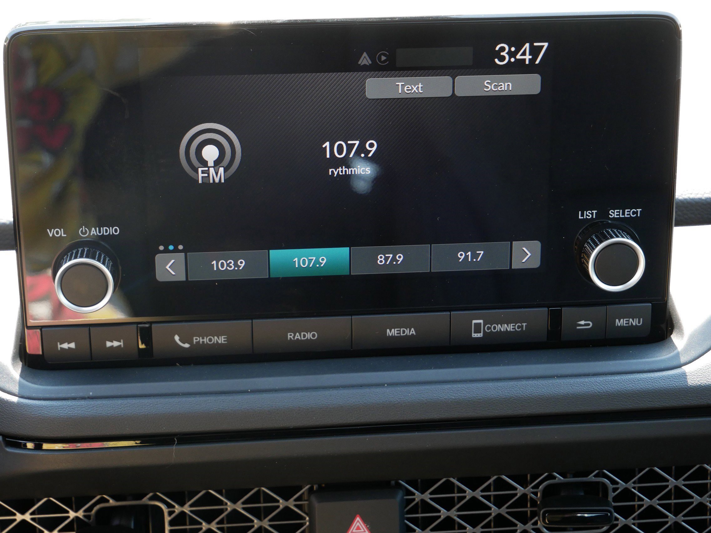 2025 Honda Accord LX photo 18