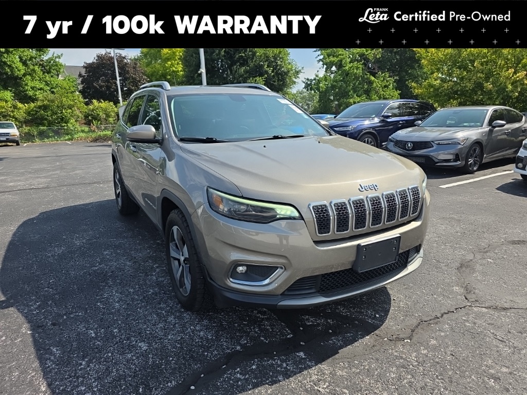 Used 2019 Light Brownstone Pearlcoat Jeep Limited image 1