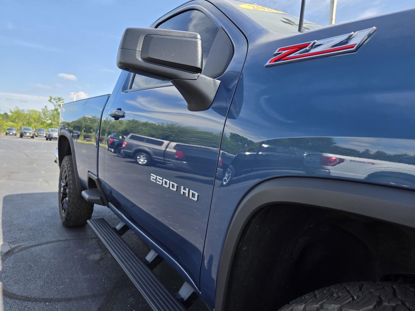 2025 Chevrolet Silverado 2500HD LT photo 32